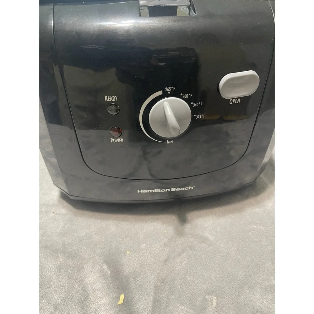 Hamilton Beach 35021 Deep Fryer With Cool Touch Black Pre owned